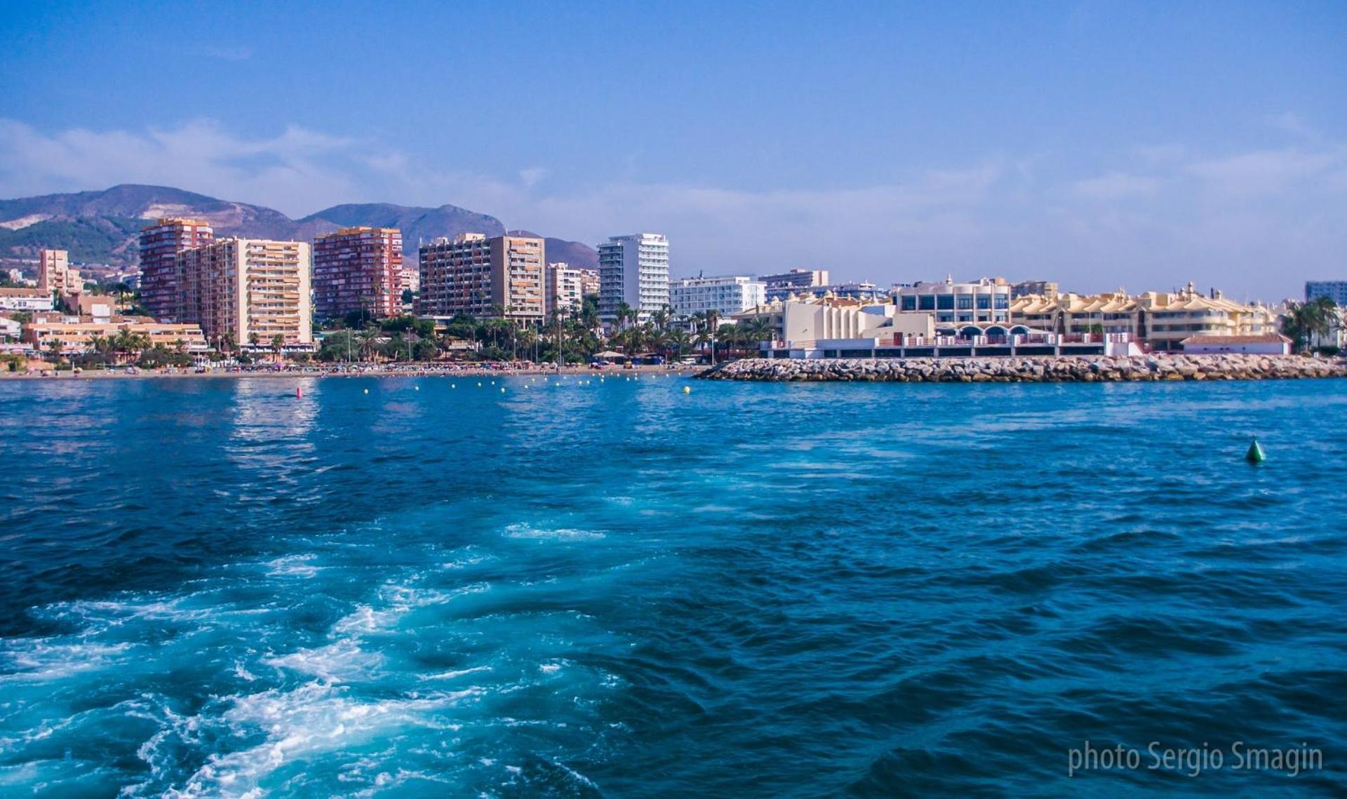 135 Agata Apartamentos. Piscina Y Playa. A Corta Distancia Del Centro. 베날마데나코스타 외부 사진