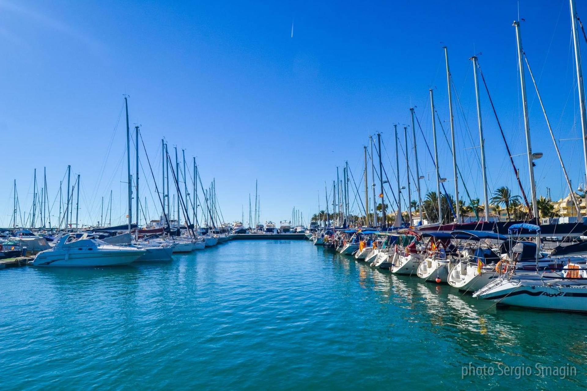 135 Agata Apartamentos. Piscina Y Playa. A Corta Distancia Del Centro. 베날마데나코스타 외부 사진