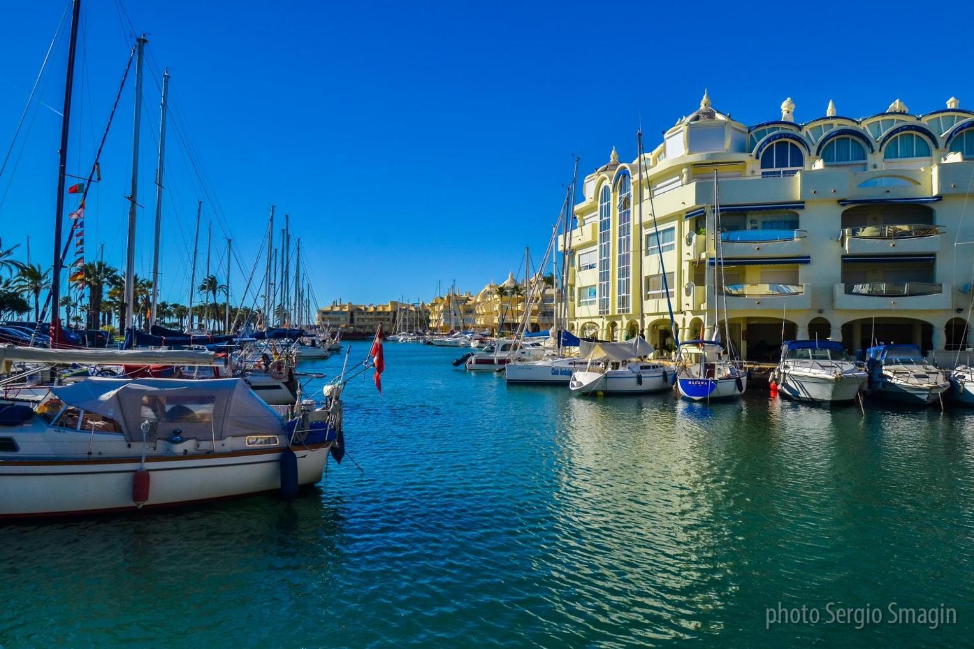 135 Agata Apartamentos. Piscina Y Playa. A Corta Distancia Del Centro. 베날마데나코스타 외부 사진